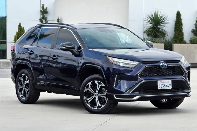 2023 Toyota RAV4 Prime XSE photo 1