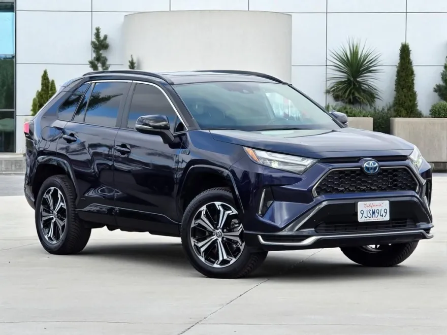 2023 Toyota RAV4 Prime XSE photo 1