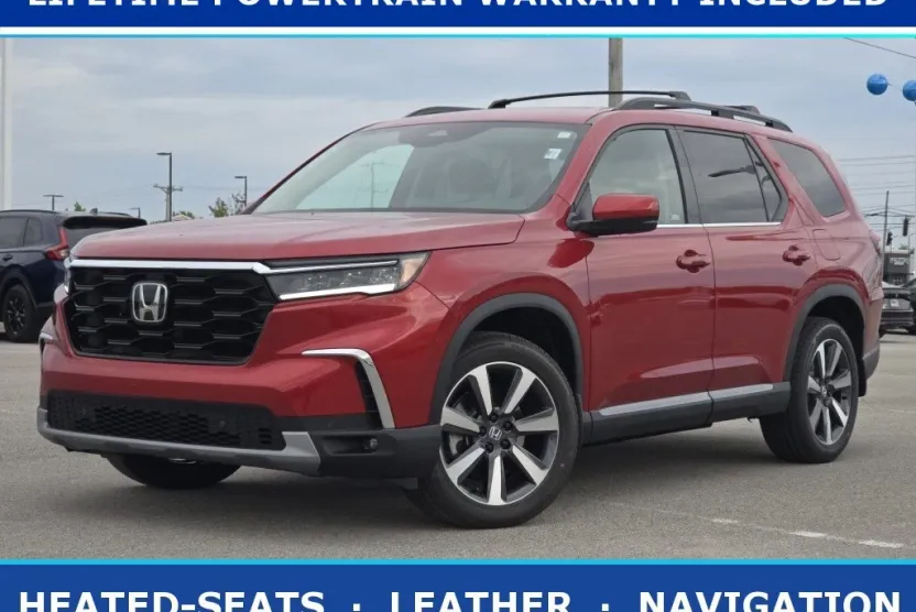 2025 Honda Pilot Touring photo 1