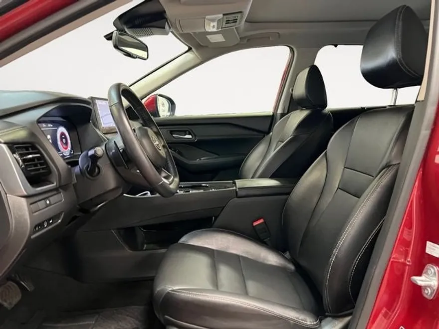 2024 Nissan Rogue SL photo 1