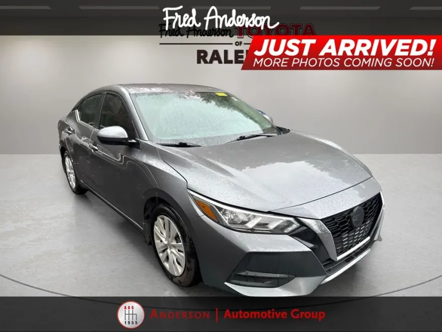 2022 Nissan Sentra S photo 1
