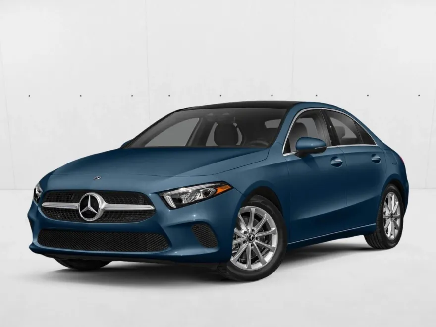2019 Mercedes Benz A 220 photo 1