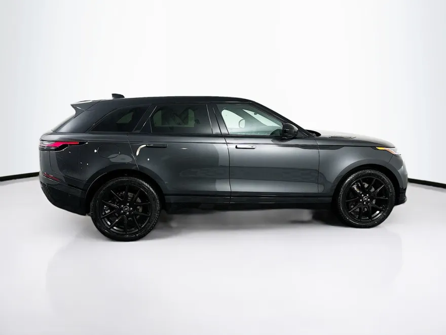 2026 Land Rover Range Rover Velar SE photo 1