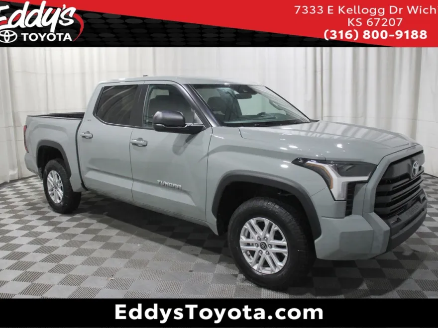 2024 Toyota Tundra SR5 photo 1