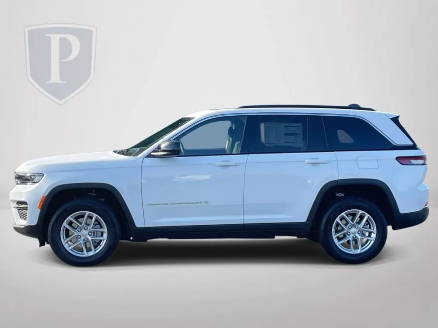 2025 Jeep Grand Cherokee Laredo X photo 1