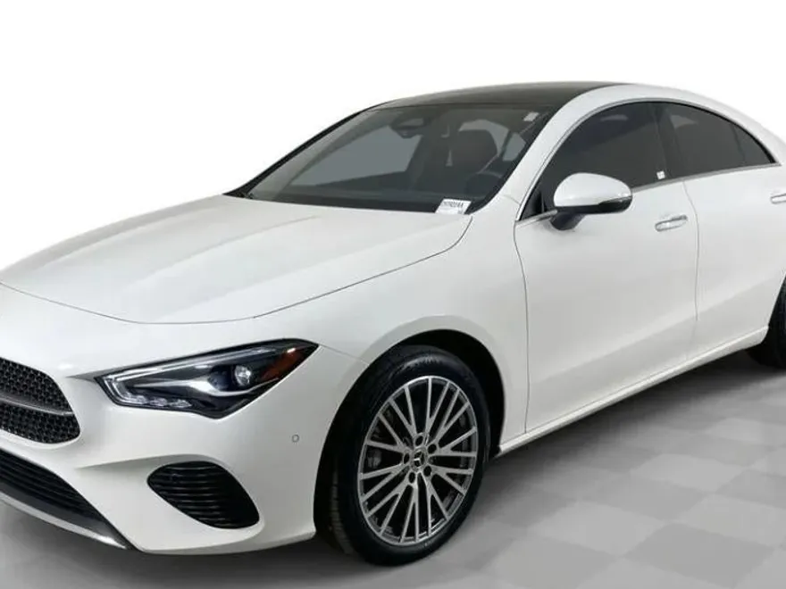 2025 Mercedes Benz CLA 250 photo 1