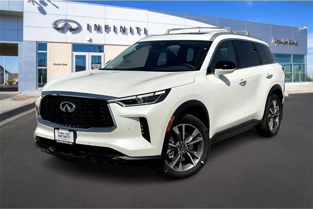 2025 Infiniti QX60 Luxe photo 1