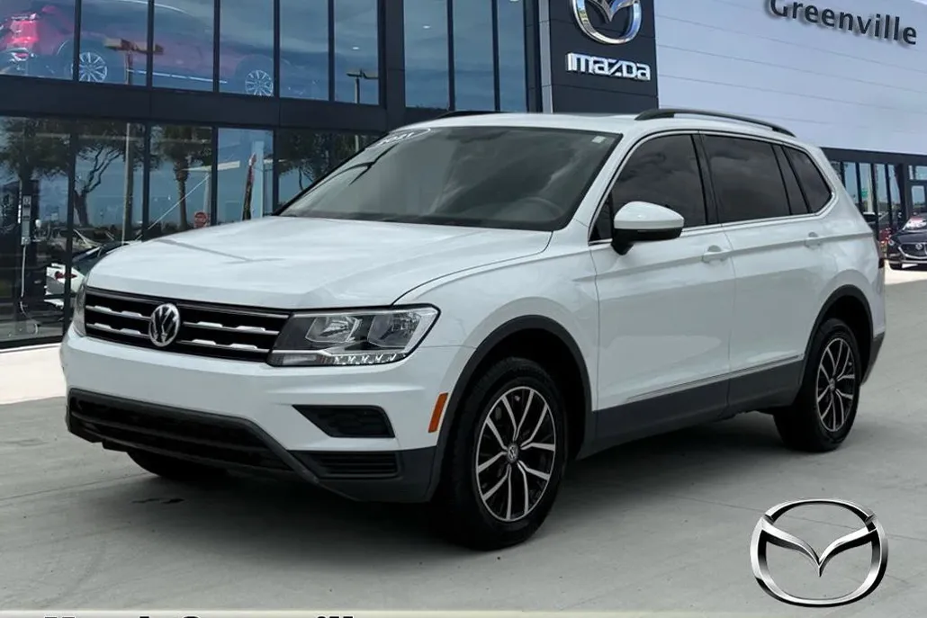 2021 Volkswagen Tiguan SE photo 1