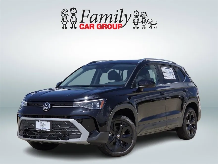 2025 Volkswagen Taos SE photo 1