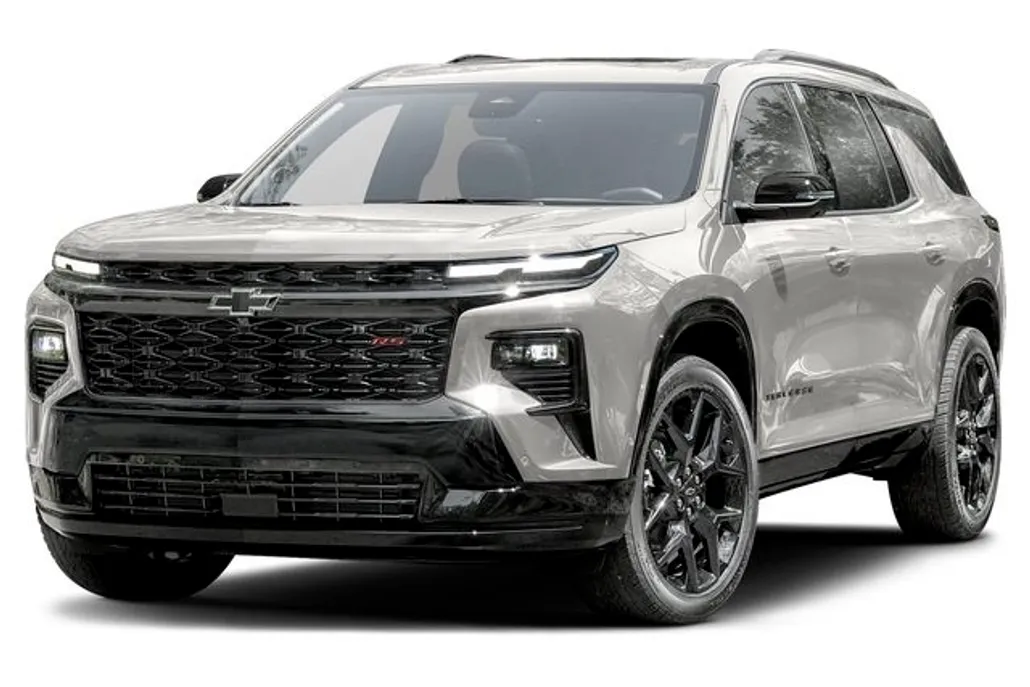 2024 Chevrolet Traverse LS photo 1