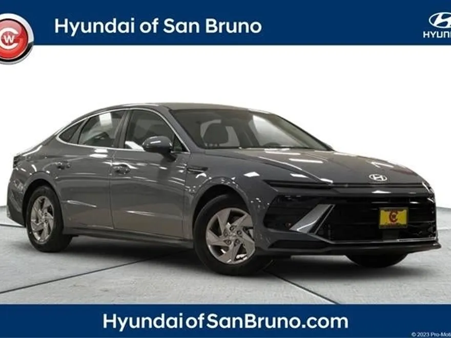 2025 Hyundai Sonata SE photo 1