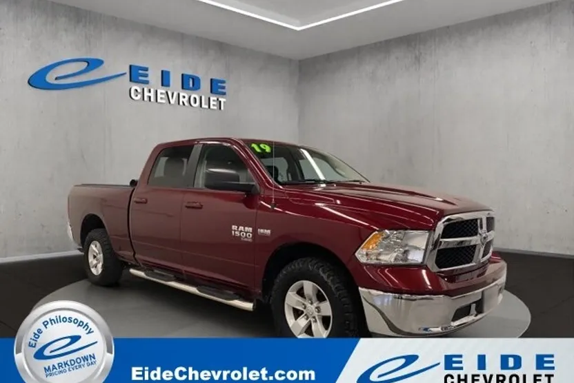 2019 Ram 1500 Classic SLT photo 1