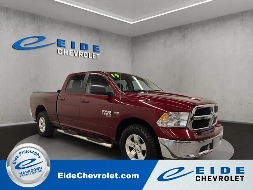 2019 Ram 1500 Classic SLT photo 1