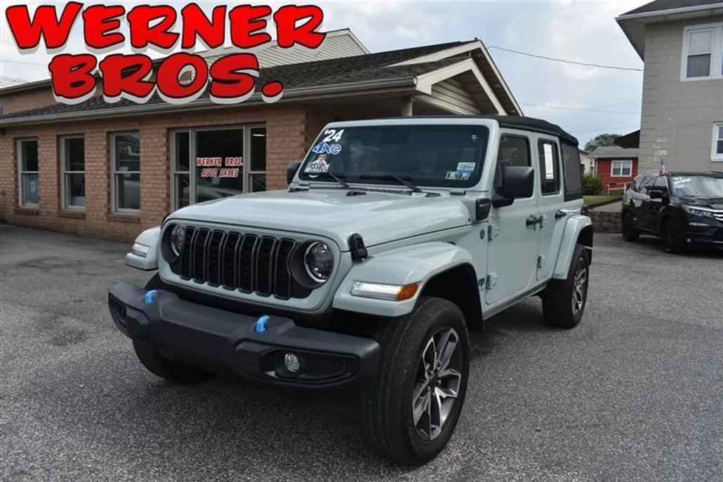 2022 Jeep Wrangler Unlimited 4xe photo 1