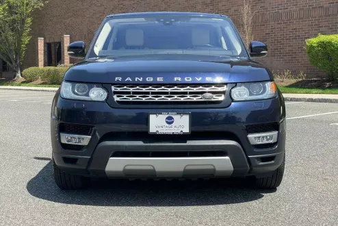 2017 Land Rover Range Rover Sport HSE photo 3