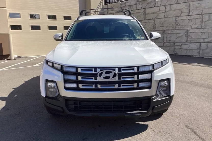 2026 Hyundai Santa Cruz SEL photo 1