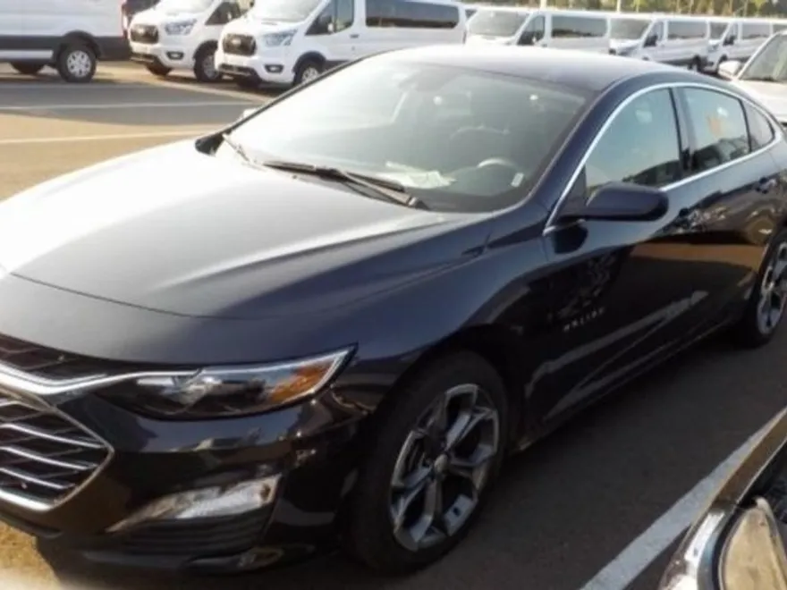 2023 Chevrolet Malibu 1LT photo 1
