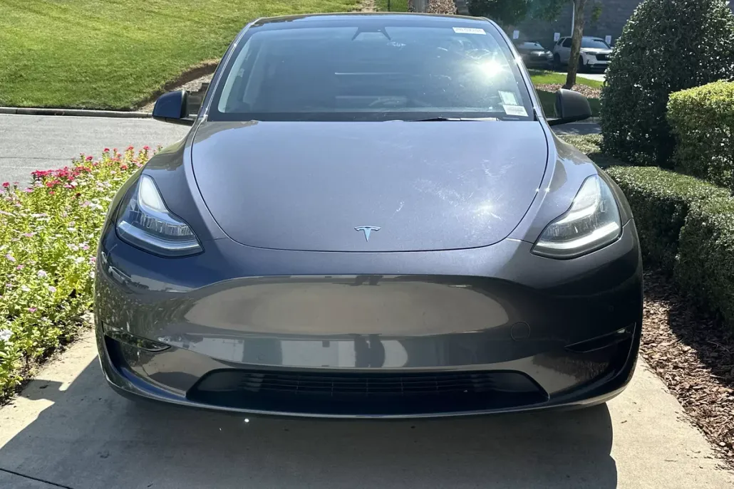2021 Tesla Model Y Long Range photo 1