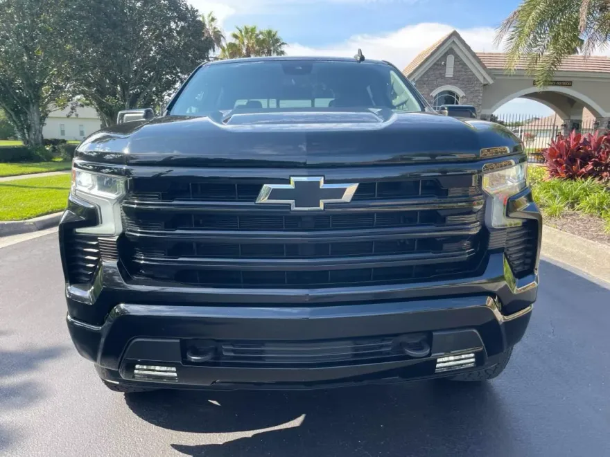 2023 Chevrolet Silverado 1500 RST photo 1
