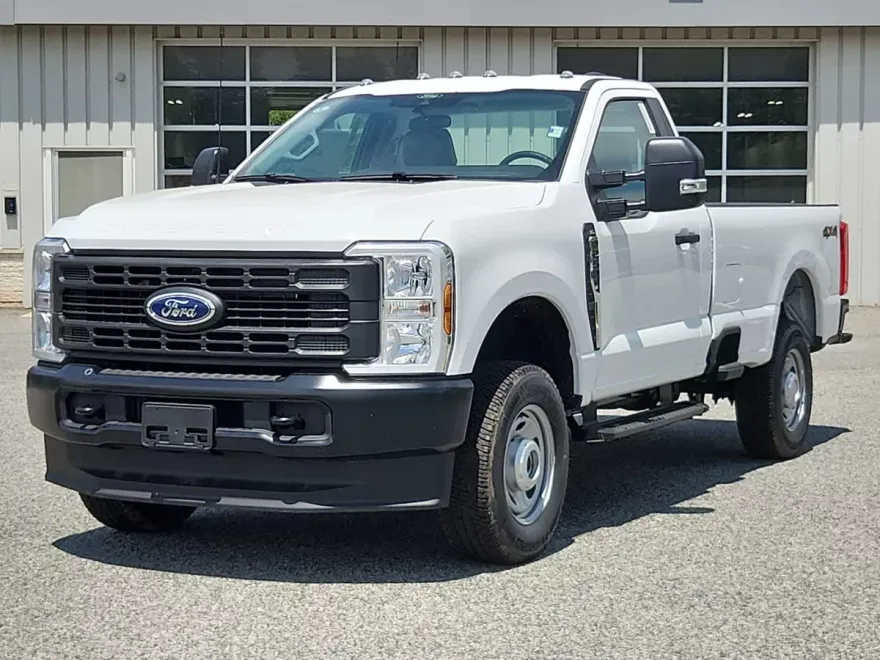 2025 Ford F-250 XL photo 1