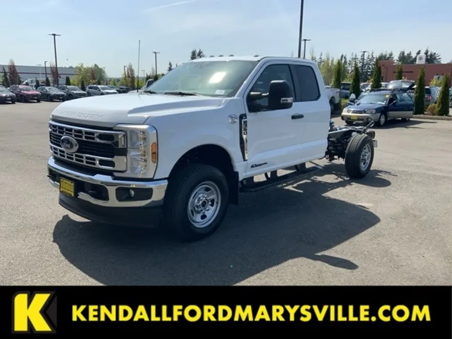 2025 Ford F-350 photo 1