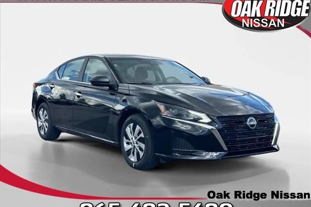 2025 Nissan Altima S photo 1