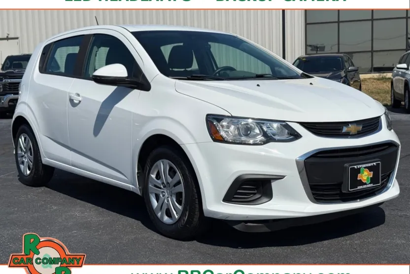 2020 Chevrolet Sonic photo 1