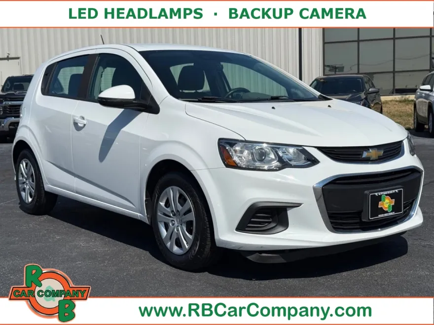 2020 Chevrolet Sonic photo 1