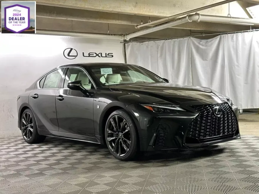 2023 Lexus IS 350 F SPORT photo 1