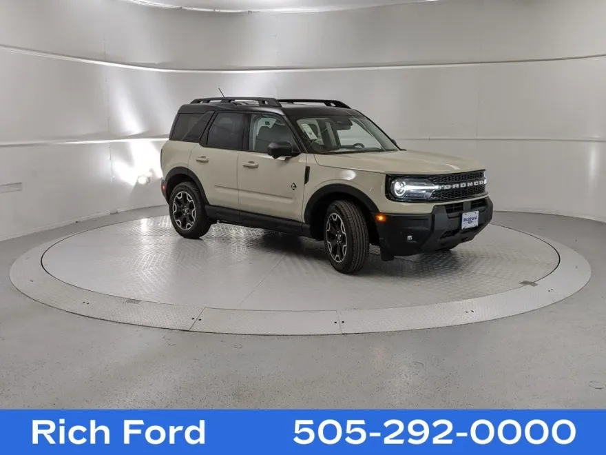 2025 Ford Bronco Sport Outer Banks photo 1