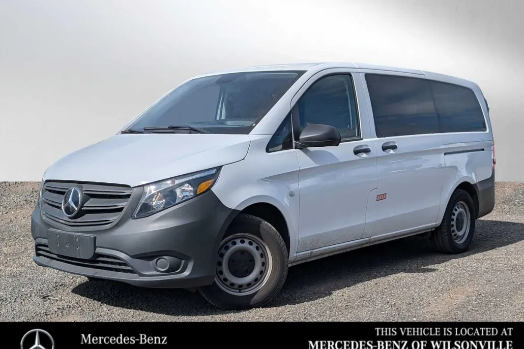 2023 Mercedes Benz Metris photo 1