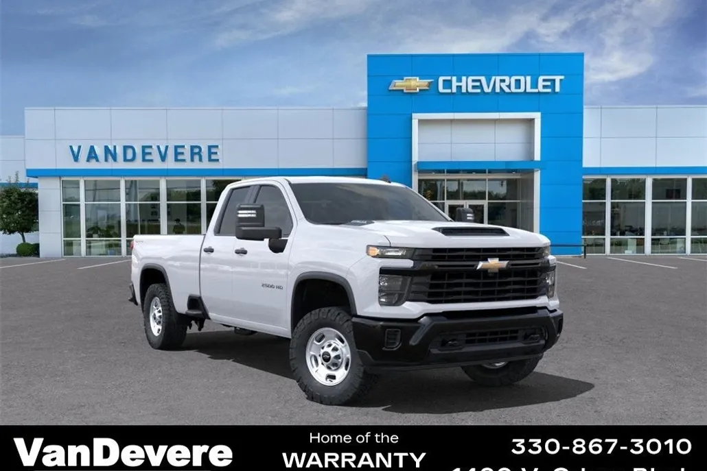 2025 Chevrolet Silverado 2500HD photo 1