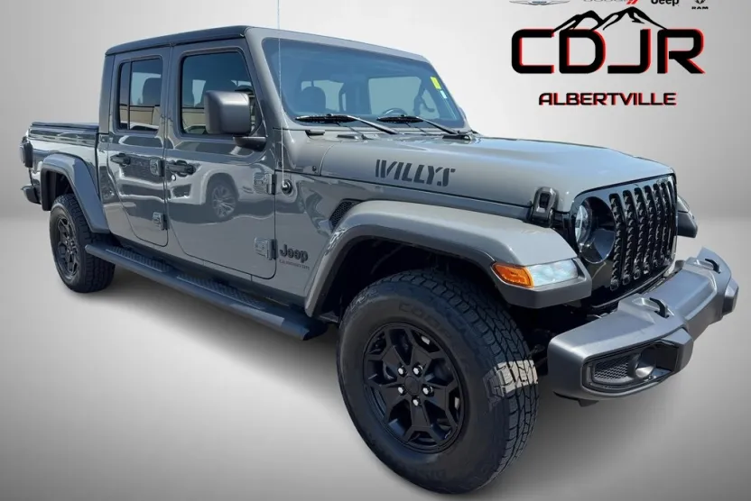2021 Jeep Gladiator Willys photo 1
