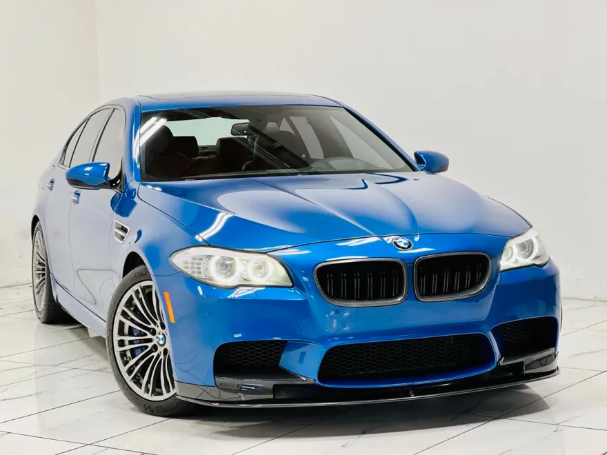 2013 Bmw M5 5 photo 1