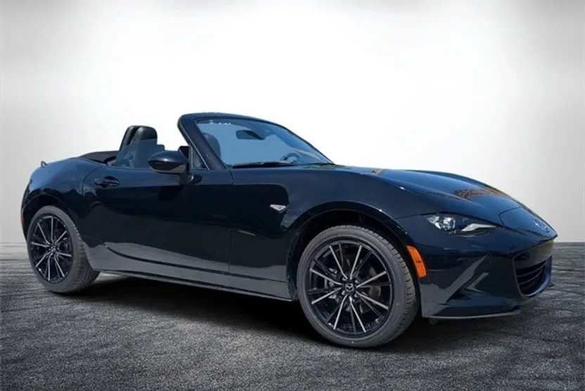 2025 Mazda MX-5 Miata Miata Grand Touring photo 1