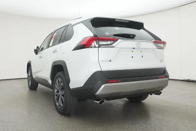 2025 Toyota RAV4 Hybrid Limited photo 1
