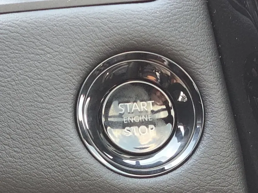 2025 Nissan Armada photo 1