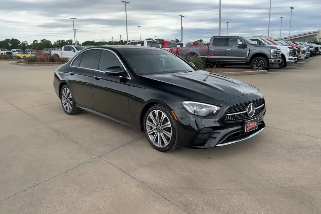2022 Mercedes Benz E 350 Sedan photo 1
