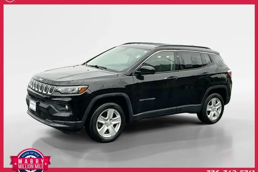2022 Jeep Compass Latitude photo 1