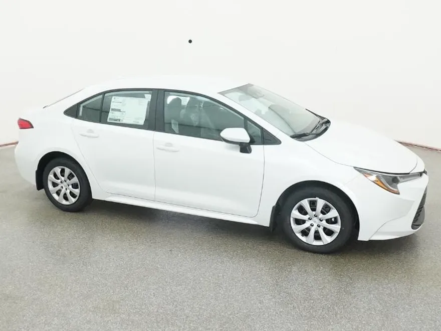 2026 Toyota Corolla LE photo 1