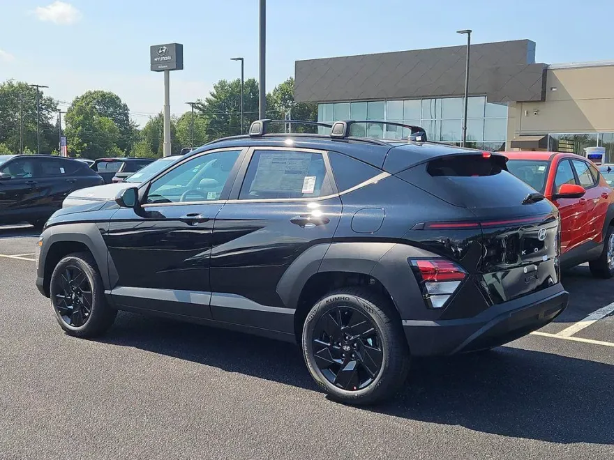 2026 Hyundai Kona SEL photo 1