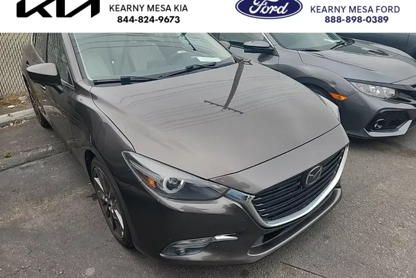 2018 Mazda Mazda3 Grand Touring photo 1
