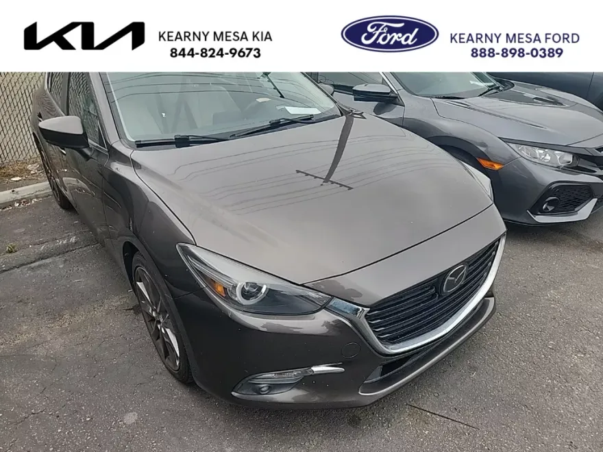 2018 Mazda Mazda3 Grand Touring photo 1