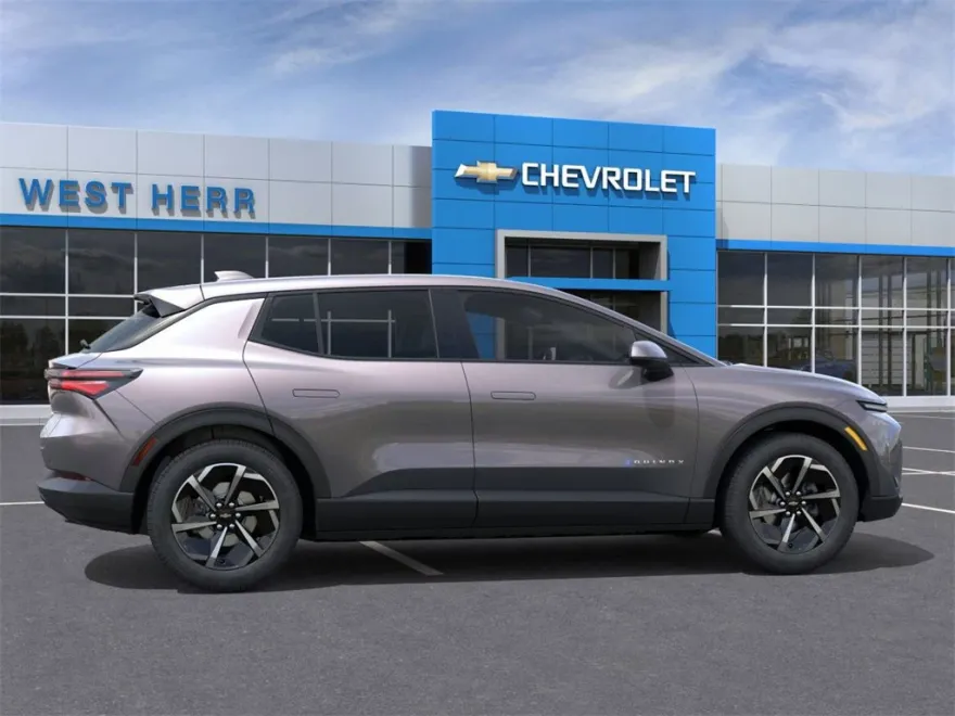 2026 Chevrolet Equinox EV 1LT photo 1