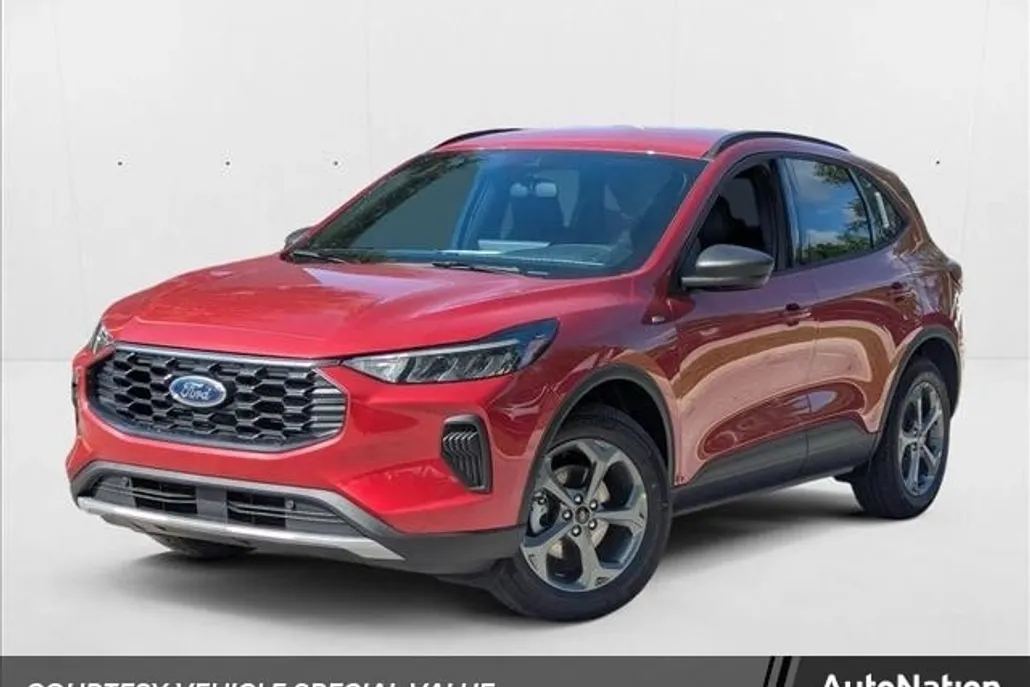 2025 Ford Escape ST-Line photo 1