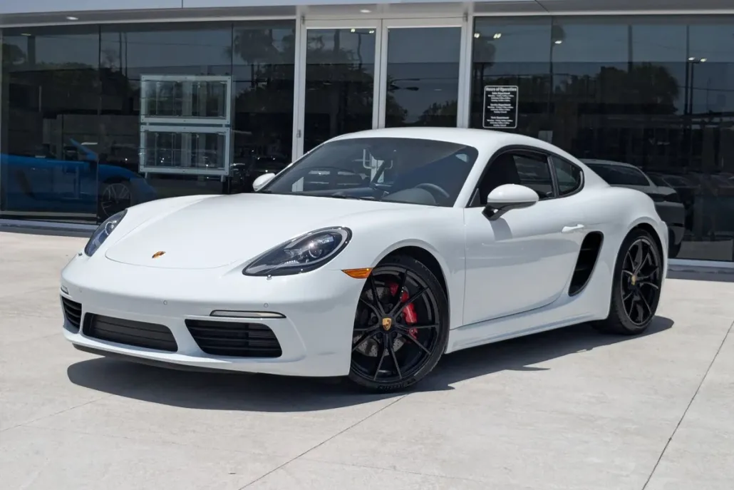 2025 Porsche Cayman S photo 1
