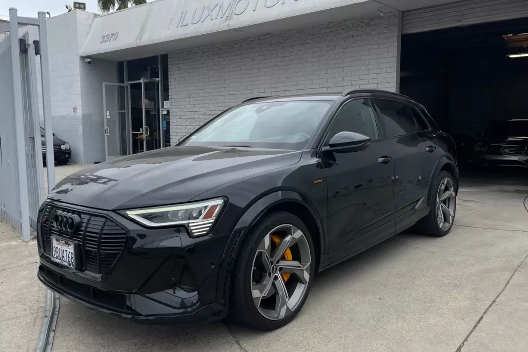 2022 Audi e-tron Prestige photo 1