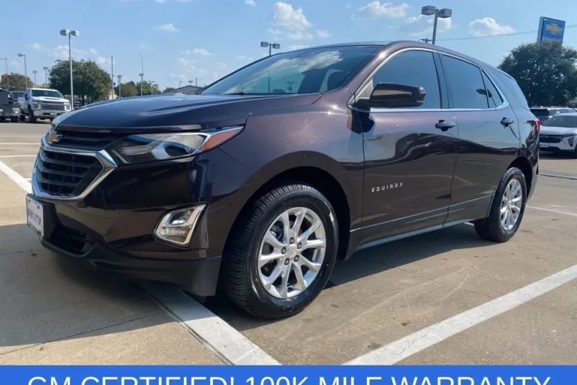 2020 Chevrolet Equinox LT photo 1