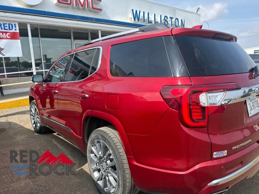 2023 Gmc Acadia Denali photo 1