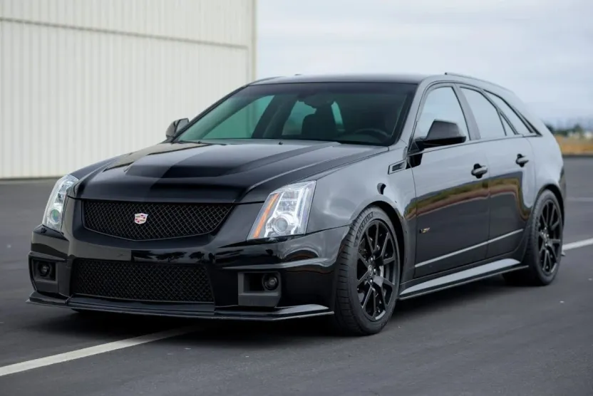 2013 Cadillac CTS V photo 1